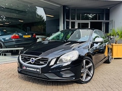 Volvo V60 - 1.6 T3 R-Design Xenon*Stlvrmng*Dodehoek