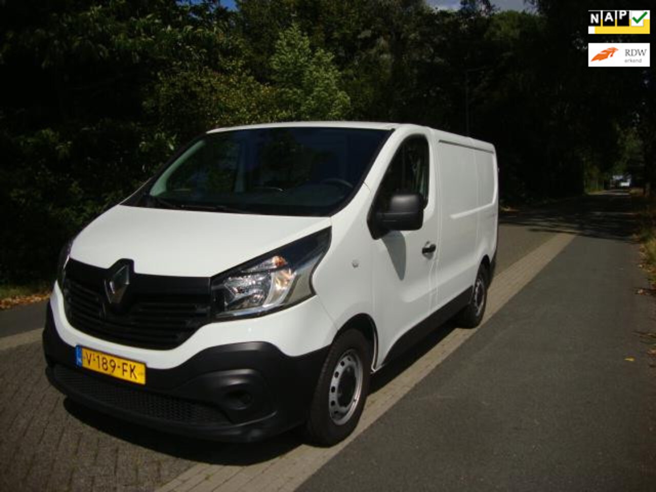 Renault Trafic - 1.6 dCi T29 L1H1 Comfort Energy 1.6 dCi T29 L1H1 Comfort Energy - AutoWereld.nl