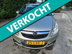Opel Corsa - MET JAAR APK