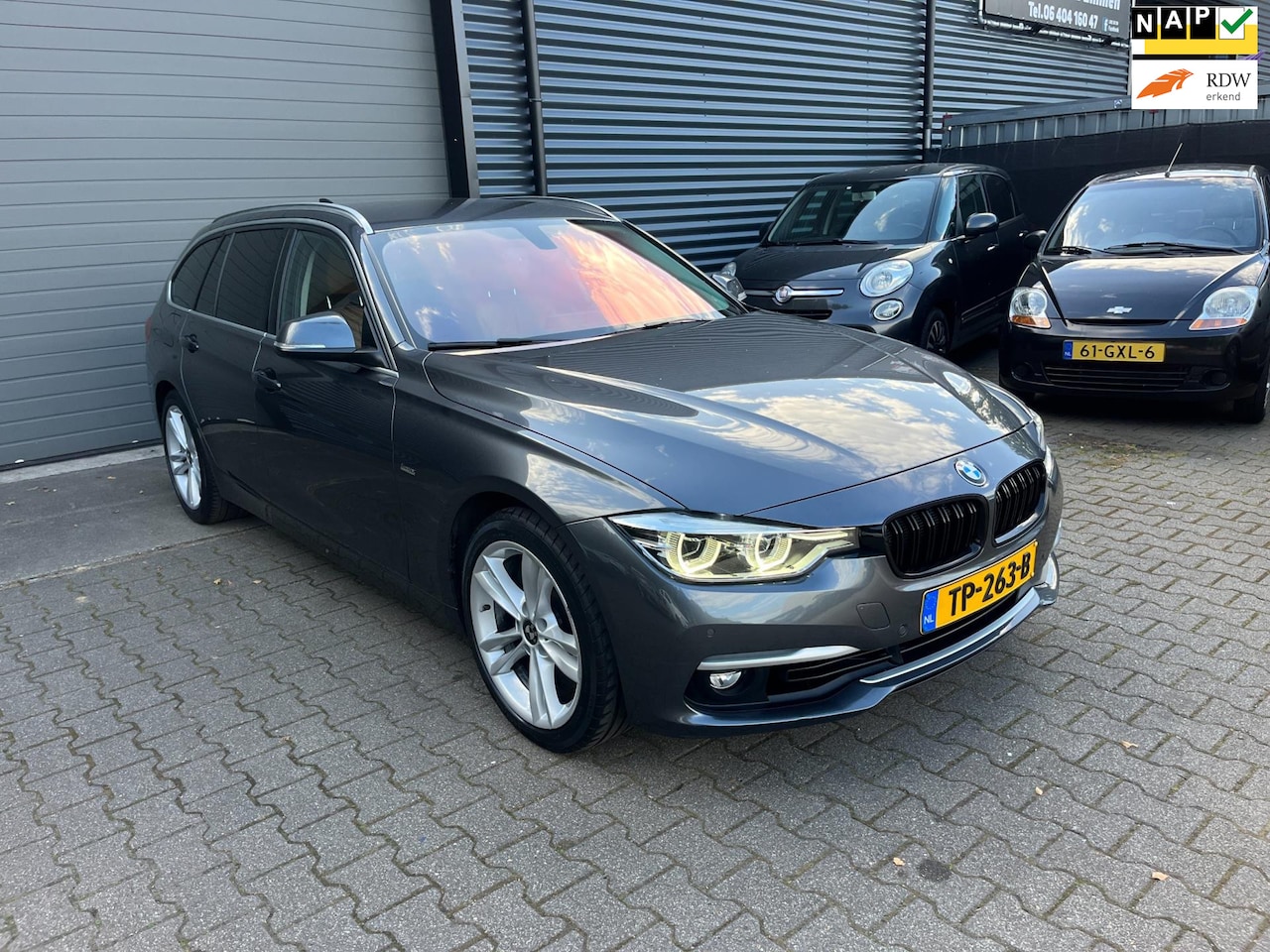 BMW 3-serie Touring - 318i Luxury Edition 318i Luxury Edition - AutoWereld.nl