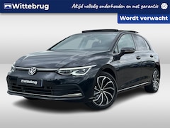 Volkswagen Golf - 1.4 204PK DSG eHybrid Style / Panoramadak / Digital Cockpit Pro / Achteruitrijcamera / 17'
