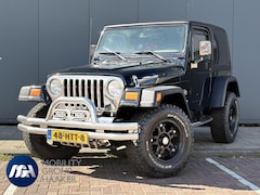 Jeep Wrangler - TJ 4.0i / Hard & Softtop / 6-Cilinder / Uniek