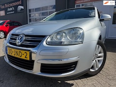 Volkswagen Golf Variant - 1.4 TSI Comfortline 6 bak met navigatie en parkeersensoren en cruise controle en airco