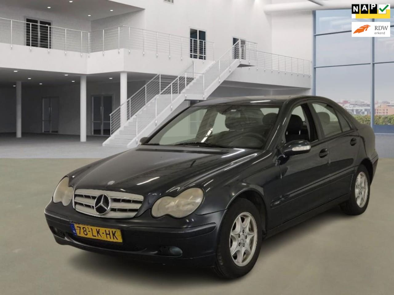Mercedes-Benz C-klasse - 180 K. Classic Automaat Navi - AutoWereld.nl