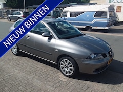SEAT Ibiza - 1.4-16V Signo