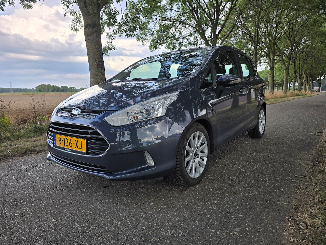 Ford B-Max - 1.0 EcoBoost Titanium - AutoWereld.nl
