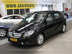 Mercedes-Benz B-klasse - 200 Panoramadak, Airco, Trekhaak, Stuurbekrachtiging