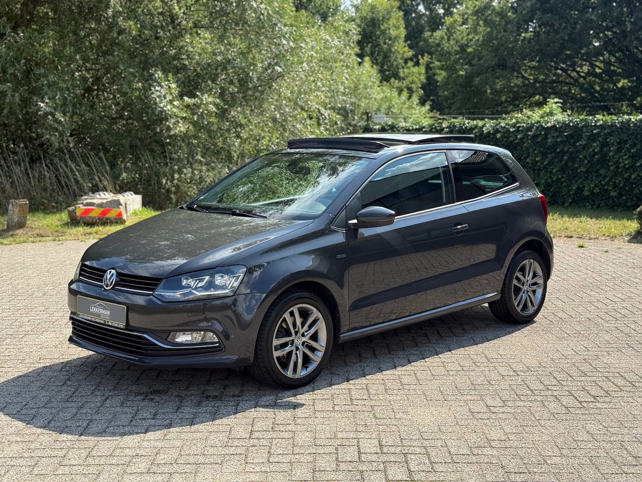 Volkswagen Polo - 1.2 TSI Highline PANO I 6BAK I 110PK I LED I CRUISE I PDC - AutoWereld.nl