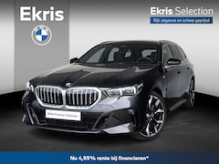 BMW 5-serie Touring - 530e | M Sportpakket | Innovation Pack | Verwarmd Stuurwiel | Comfort Access | Panoramadak
