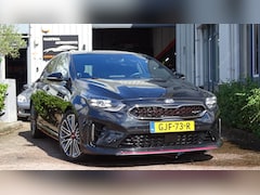 Kia Cee'd - CEED 1.6 T-GDi GT 204PK Automaat / Pano / JBL / Vol opties / 1 eigenaar