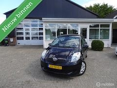 Toyota Yaris - 1.3 VVTi Sol