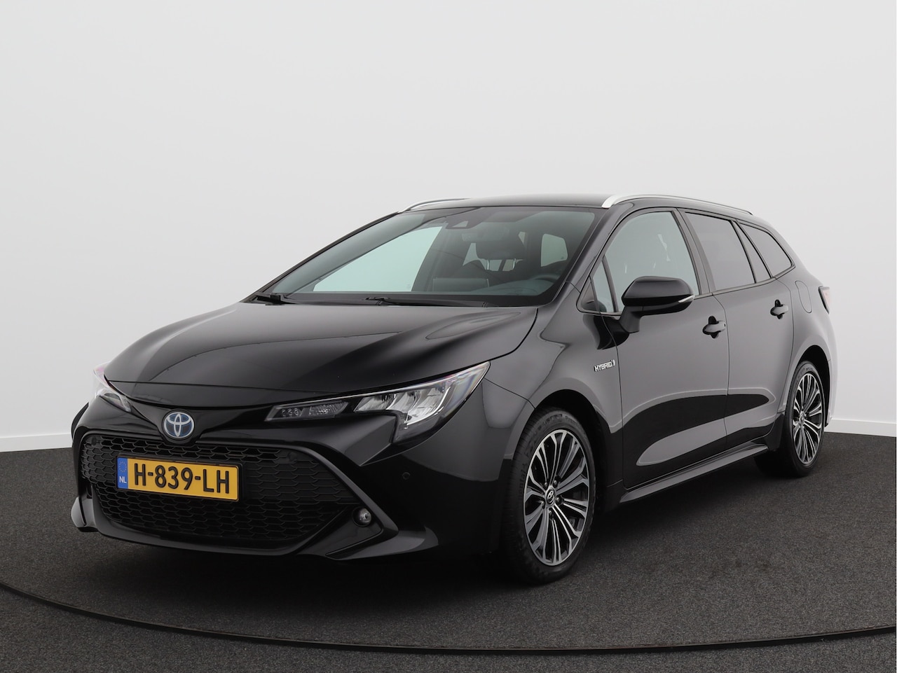 Toyota Corolla Touring Sports - 1.8 Hybrid Dynamic/ trekhaak/ compleet! - AutoWereld.nl