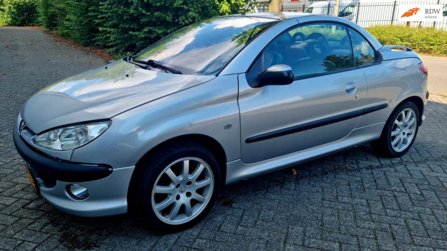 Peugeot 206 CC - 2.0-16V 2.0-16V - AutoWereld.nl