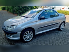 Peugeot 206 CC - 2.0-16V
