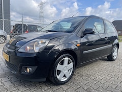 Ford Fiesta - 1.6-16V AIRCO