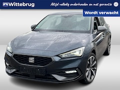 SEAT Leon - 1.4 TSI eHybrid PHEV 204PK FR Business Intense / Stuur + Stoelverwarming / LED / Parkeerse