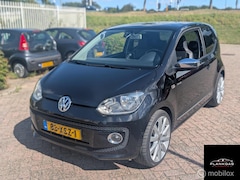 Volkswagen Up! - 1.0 high up BLACK EDITION