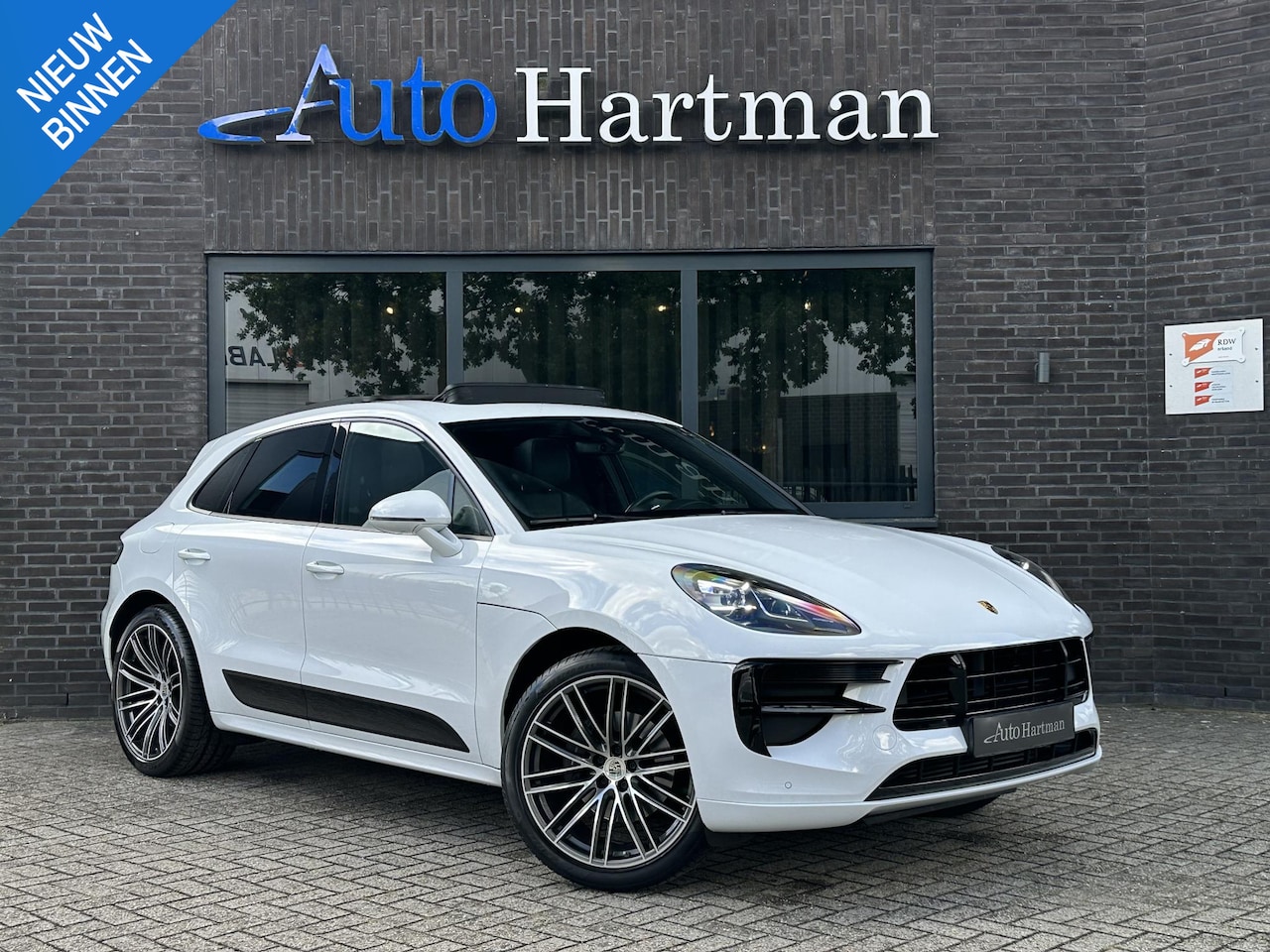 Porsche Macan - 2.0 SportDesign PANO|BOSE|LUCHTVERING|Sport-Chrono - AutoWereld.nl