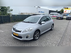 Toyota Auris - 1.8 Full Hybrid 136PK 5D CVT 2012 Grijs 1E EIG