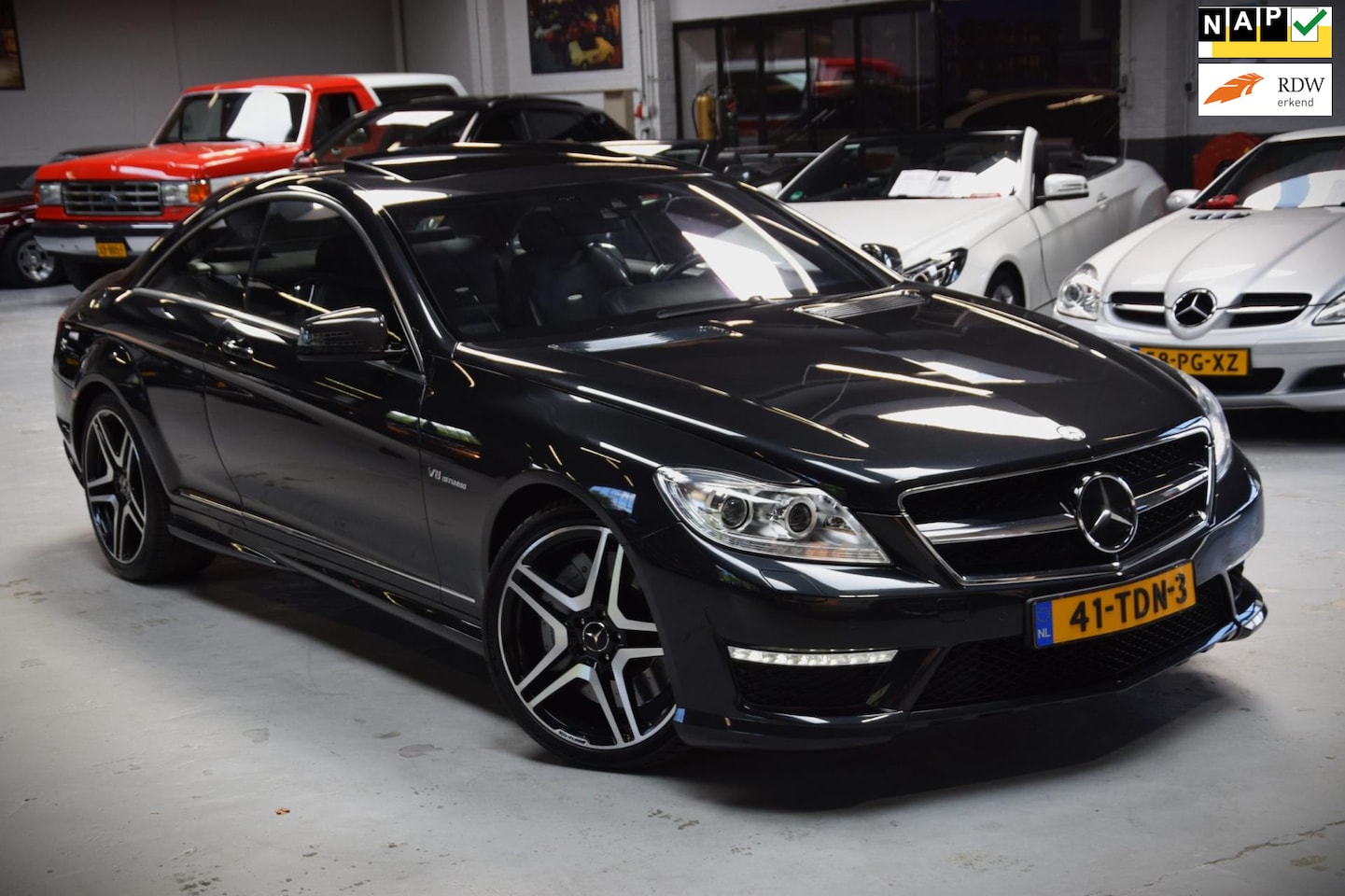 Mercedes-Benz CL-klasse - AMG 63 Performance Package 571pk!!|Facelift|Org.NL|Carbon Pak.|Massage|Night-Vision - AutoWereld.nl