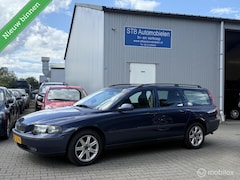 Volvo V70 - 2.4 Comfort Line, Nieuwe apk, 7 zitplaatsen