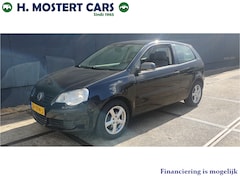 Volkswagen Polo - 1.2 Trendline Bj.2006 3Drs Km. 204149 Zéér netjes Airco Electr. Ramen Alarm CV NIEUWE APK