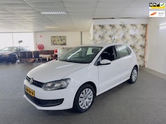 Volkswagen Polo - 1.2 Easyline Apk Nieuw, 2e Eigenaar, Airco, Carplay scherm, Stoelverwarming, N.A.P, 5Deurs