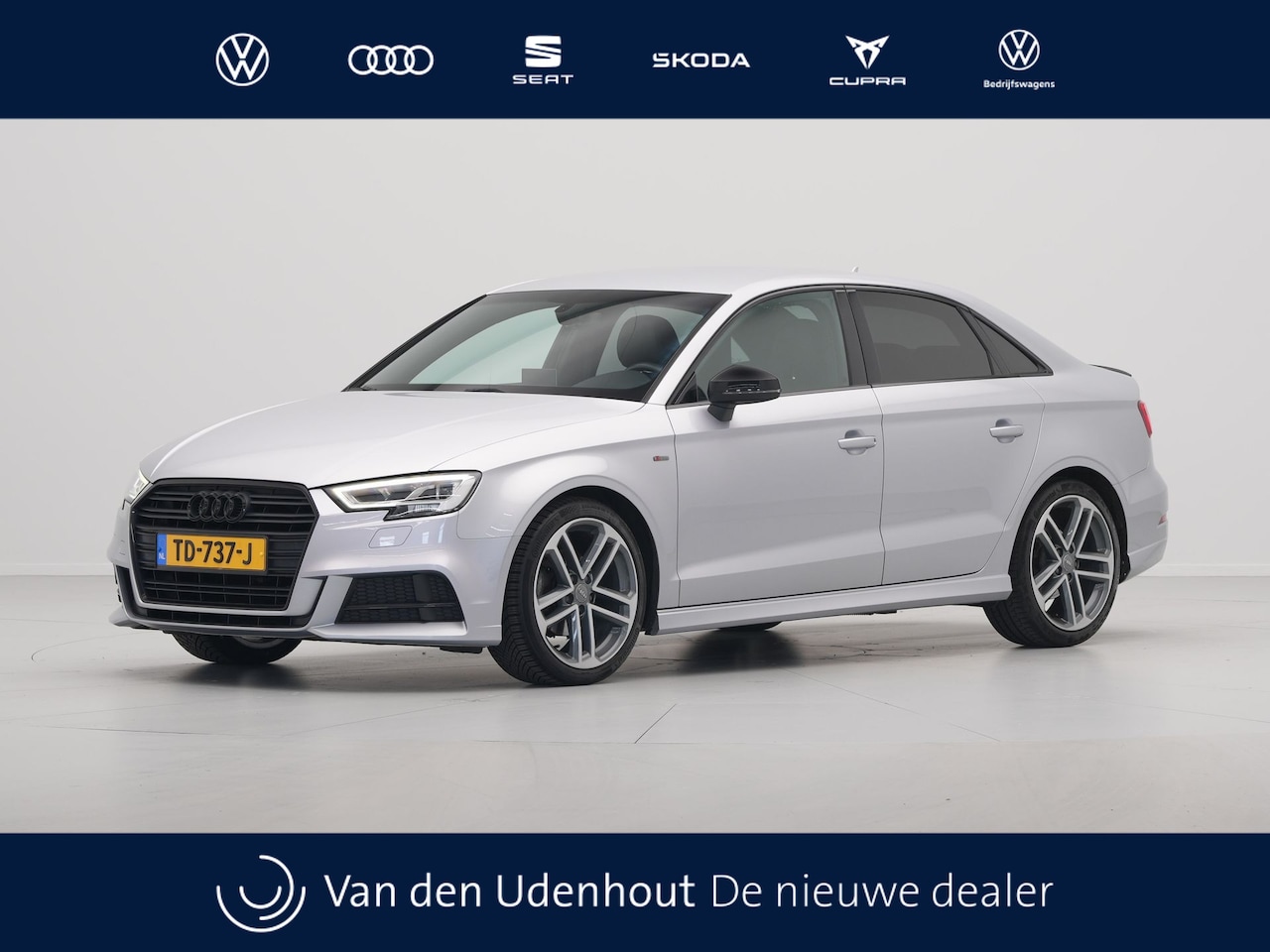 Audi A3 Limousine - 1.5 TFSI CoD 150pk S-Tronic Sport S-Line Edition Navigatie Hill hold Led Pdc Clima 185 - AutoWereld.nl
