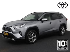 Toyota RAV4 - 2.5 Hybrid First Edition | Navigatie | Parkeer sensoren | Stoelverwarming | Stuurwielverwa