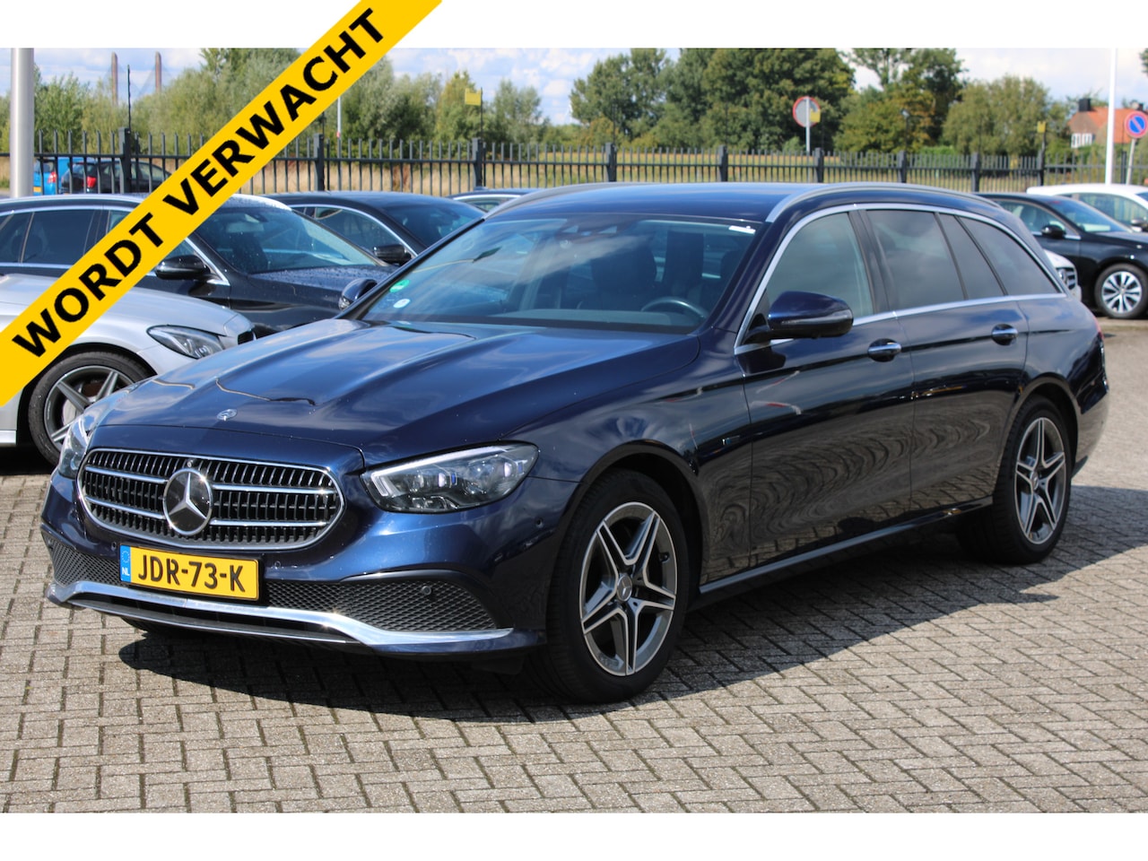 Mercedes-Benz E-klasse Estate - 300e Avantgarde DISTRONIC 360-CAMERA KEY-LESS GO TREKHAAK - AutoWereld.nl