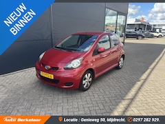 Toyota Aygo - 1.0-12V Aspiration Red Navigator