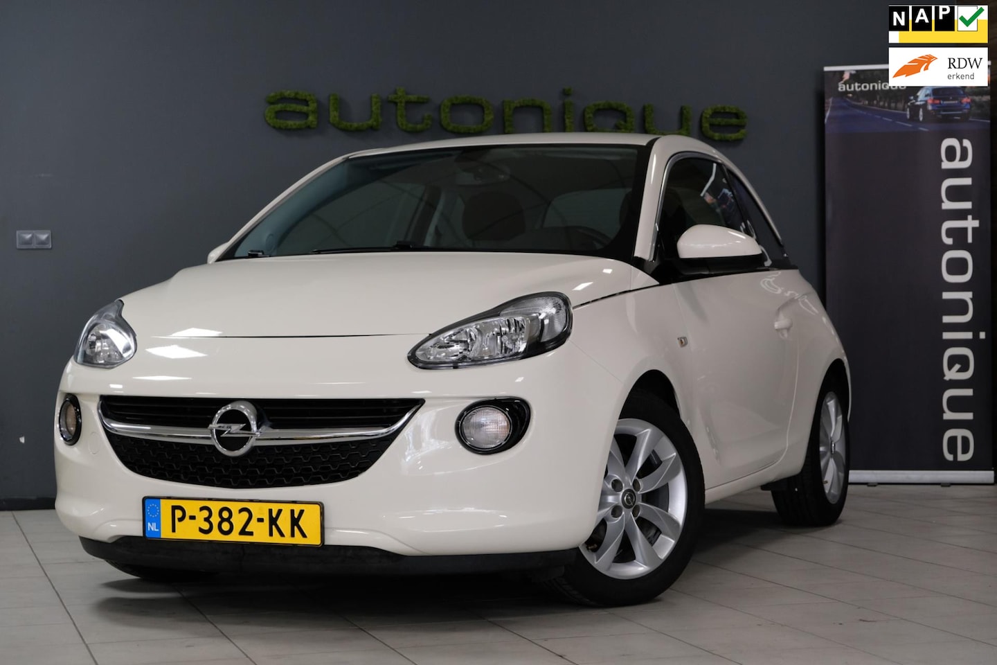 Opel ADAM - 1.4 *98dkm* Airco/Cruise/Bluetooth - AutoWereld.nl