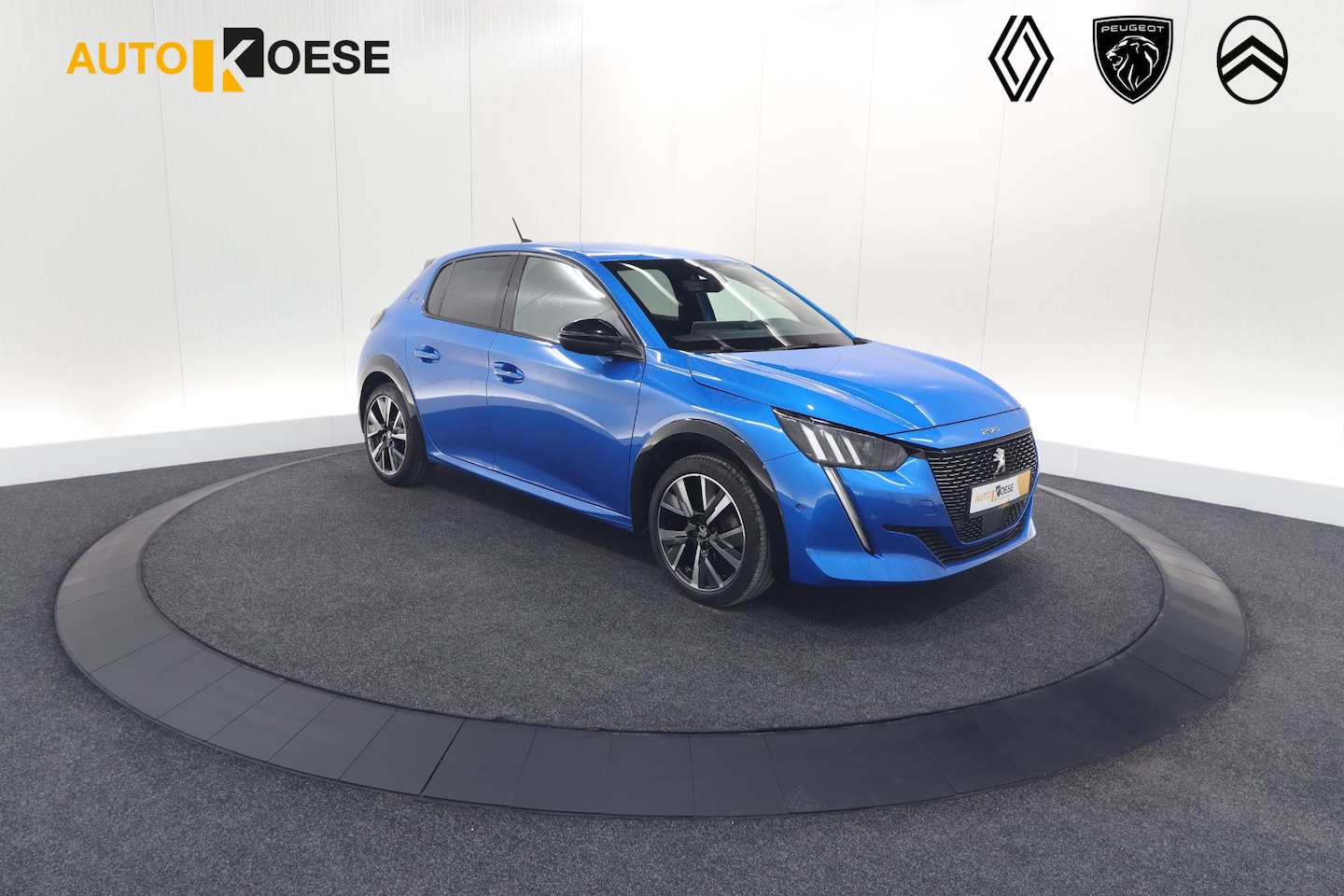 Peugeot 208 - PureTech 100 GT | Camera | Dodehoekdetectie | Apple Carplay | Stoelverwarming | Parkeersen - AutoWereld.nl
