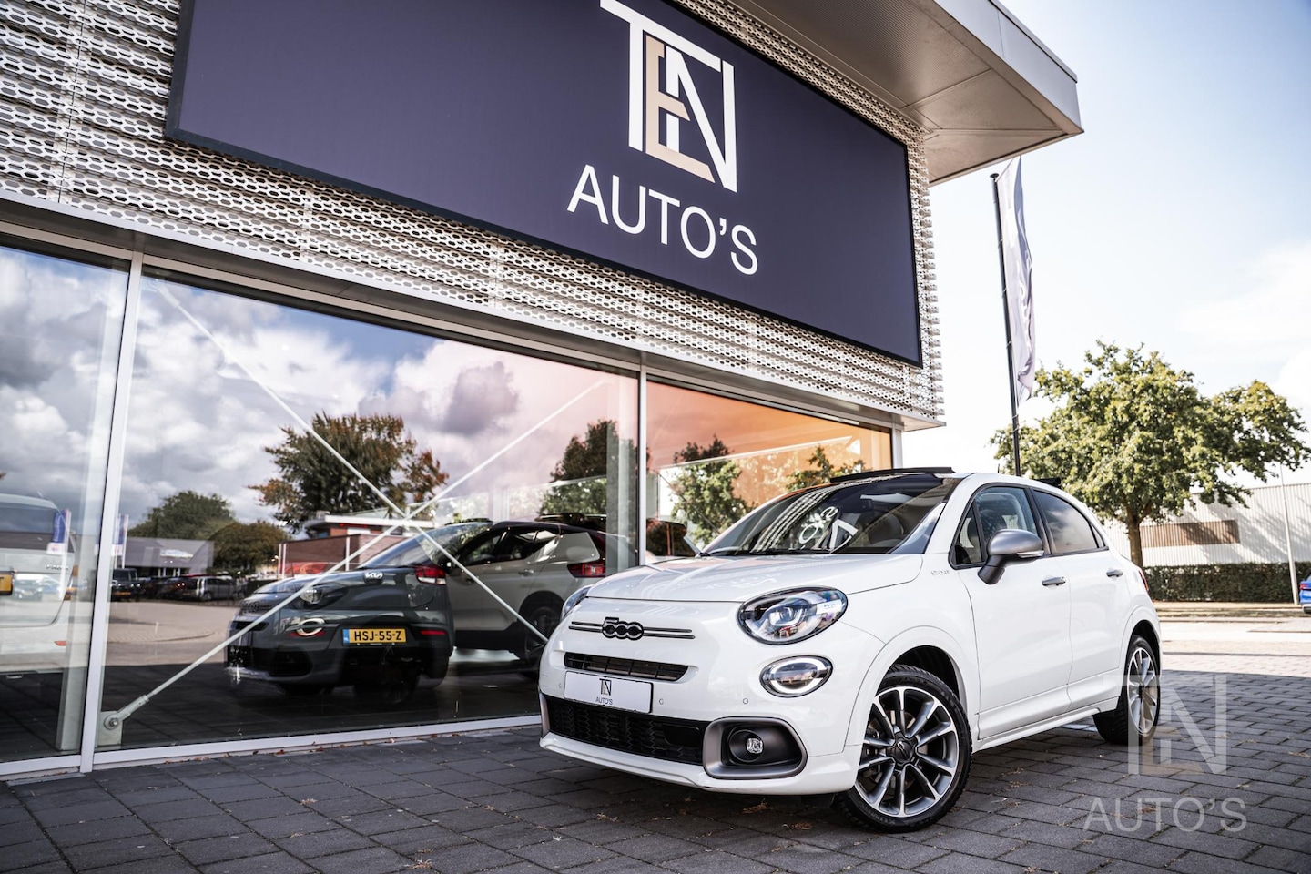 Fiat 500 X - 1.5 Hybrid Sport Cabrio | Camera | Keyless | 18" - AutoWereld.nl