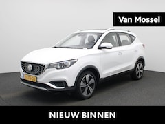 MG ZS - EV Luxury 45 kWh | Apple Carplay / Android Auto | Camera | Stoelverwarming | Schuif/Kantel