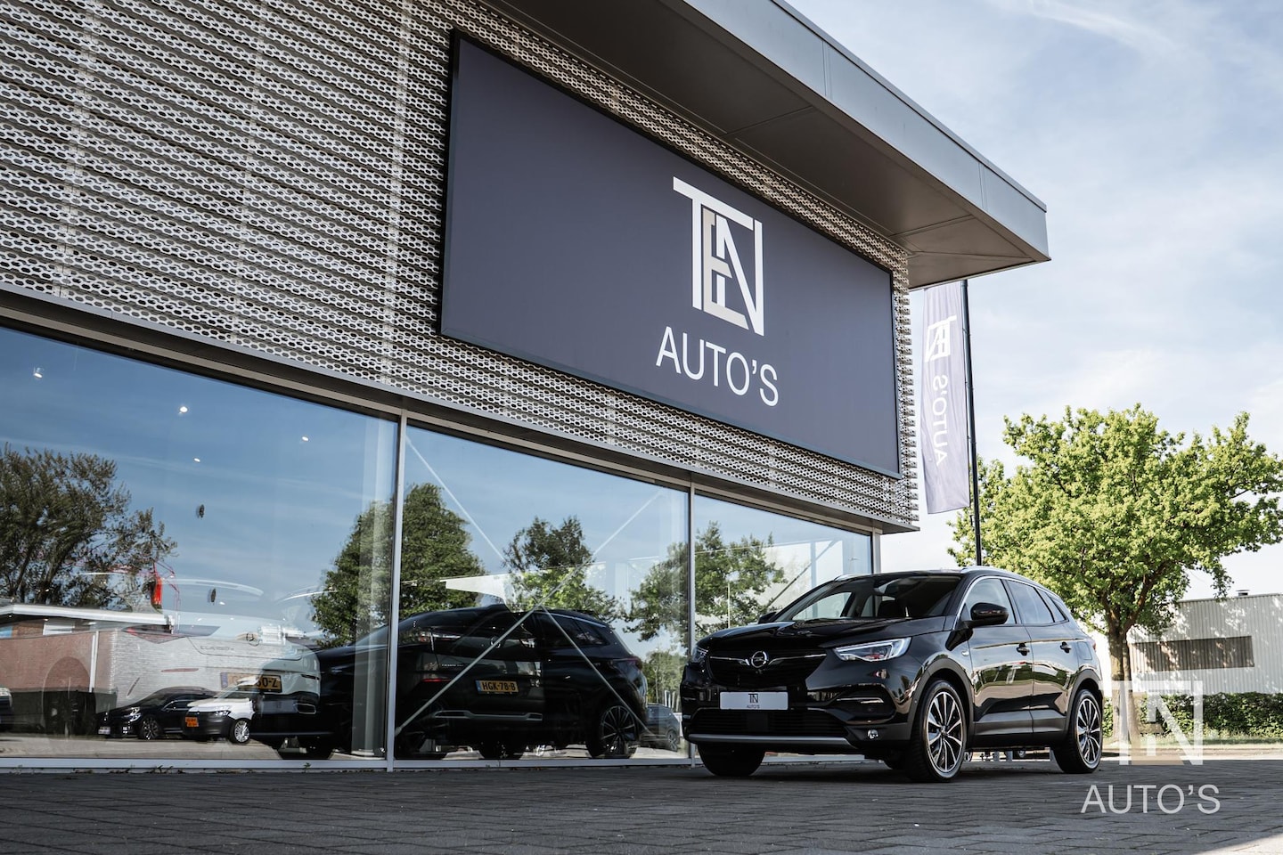 Opel Grandland X - 1.6 Turbo Hybrid Ultimate | Keyless | Leder | Stoelventilatie | 19" | 360-camera - AutoWereld.nl