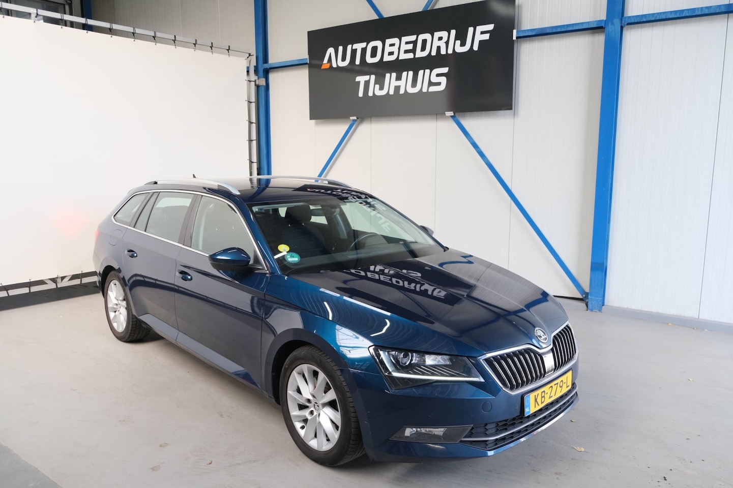 Skoda Superb Combi - 1.6 TDI Ambition Business 1.6 TDI Ambition Business - AutoWereld.nl