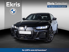 BMW i4 - eDrive35 | M Sportpakket | Comfort Pack | Achteruitrijcamera | Comfort Access | Schuif-/ka