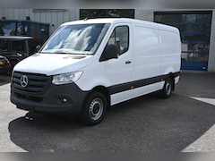 Mercedes-Benz Sprinter - 317 CDI L2H1 RWD MBUX met navigatie en camera, Geveerde stoel, Brake assyst, Etc