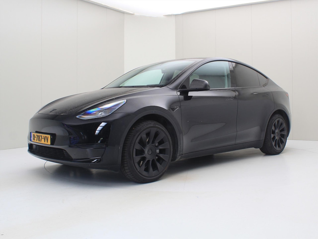 Tesla Model Y - Standard RWD Plus 351pk [ AUTOPILOT+20" LMV+PREMIUM AUDIO ] - AutoWereld.nl