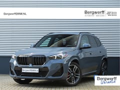 BMW X1 - sDrive18i M-Sport Pro - Pano - Trekhaak - Driving Ass Plus - Harman Kardon