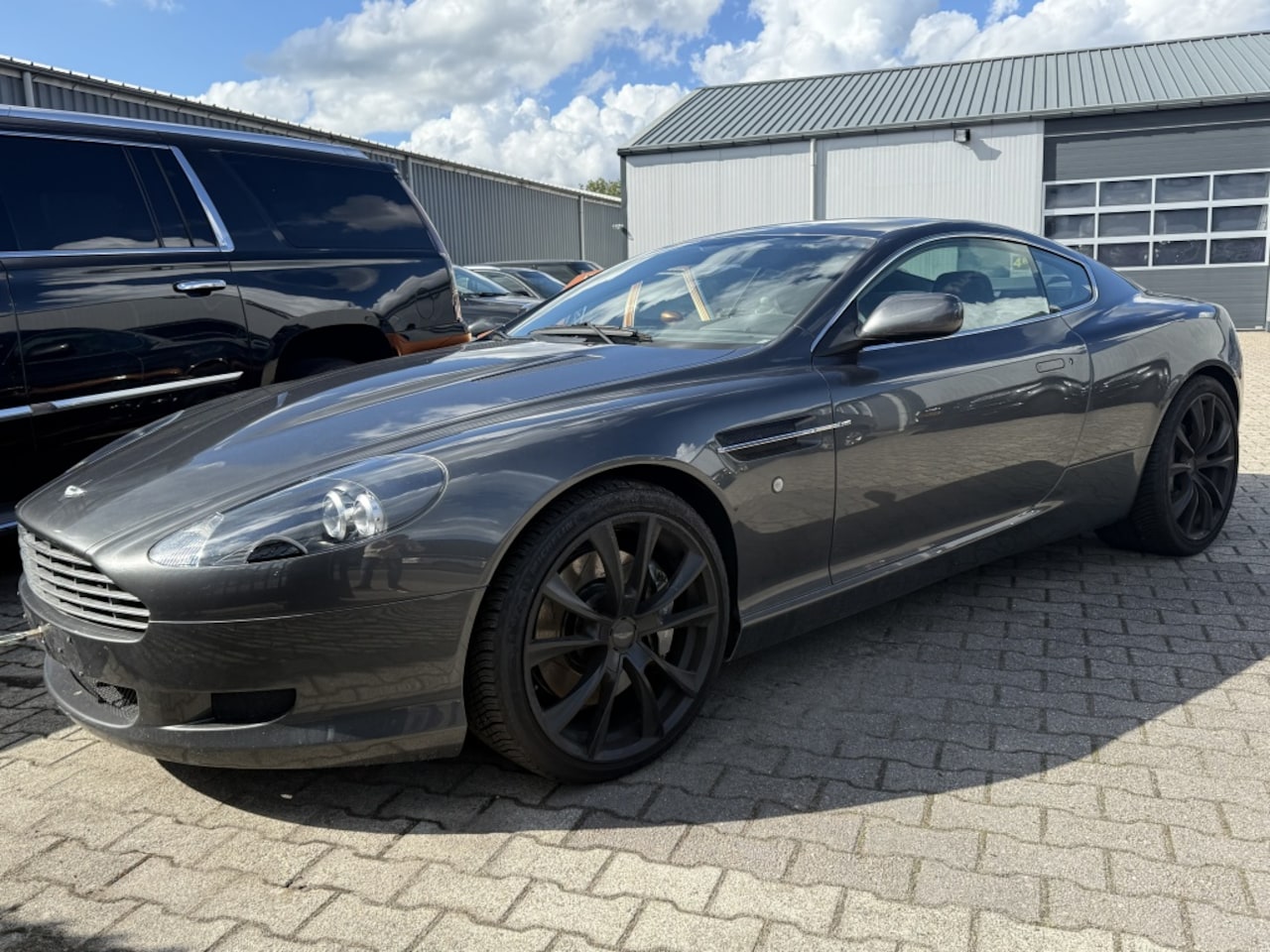 Aston Martin DB9 - 5.9 V12 Touchtronic 2005 MOTORSCHADE - AutoWereld.nl