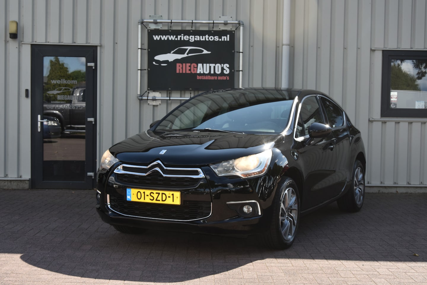 Citroën DS4 - 1.6 Turbo Automaat So Chic. Luxe uitvoering!! - AutoWereld.nl