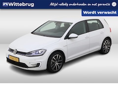 Volkswagen e-Golf - E-DITION / Navigatie / LM 17 inch / LED / Climatronic airco / Parkeersensoren