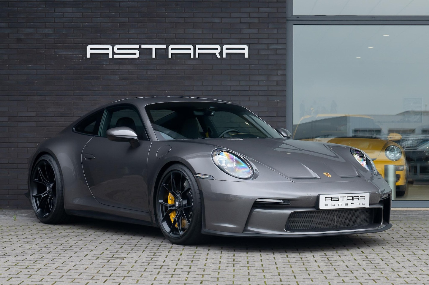 Porsche 911 - 4.0 GT3 Touring | PCCB | Noselift | manual gearbox Porsche 911 4.0 GT3 Touring | PCCB | No - AutoWereld.nl