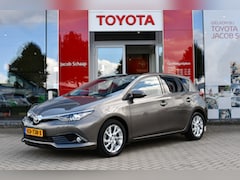 Toyota Auris - 1.2 Turbo Trend 5-deurs 116pk | Trekhaak | Skyview Panoramisch dak | Navigatie |