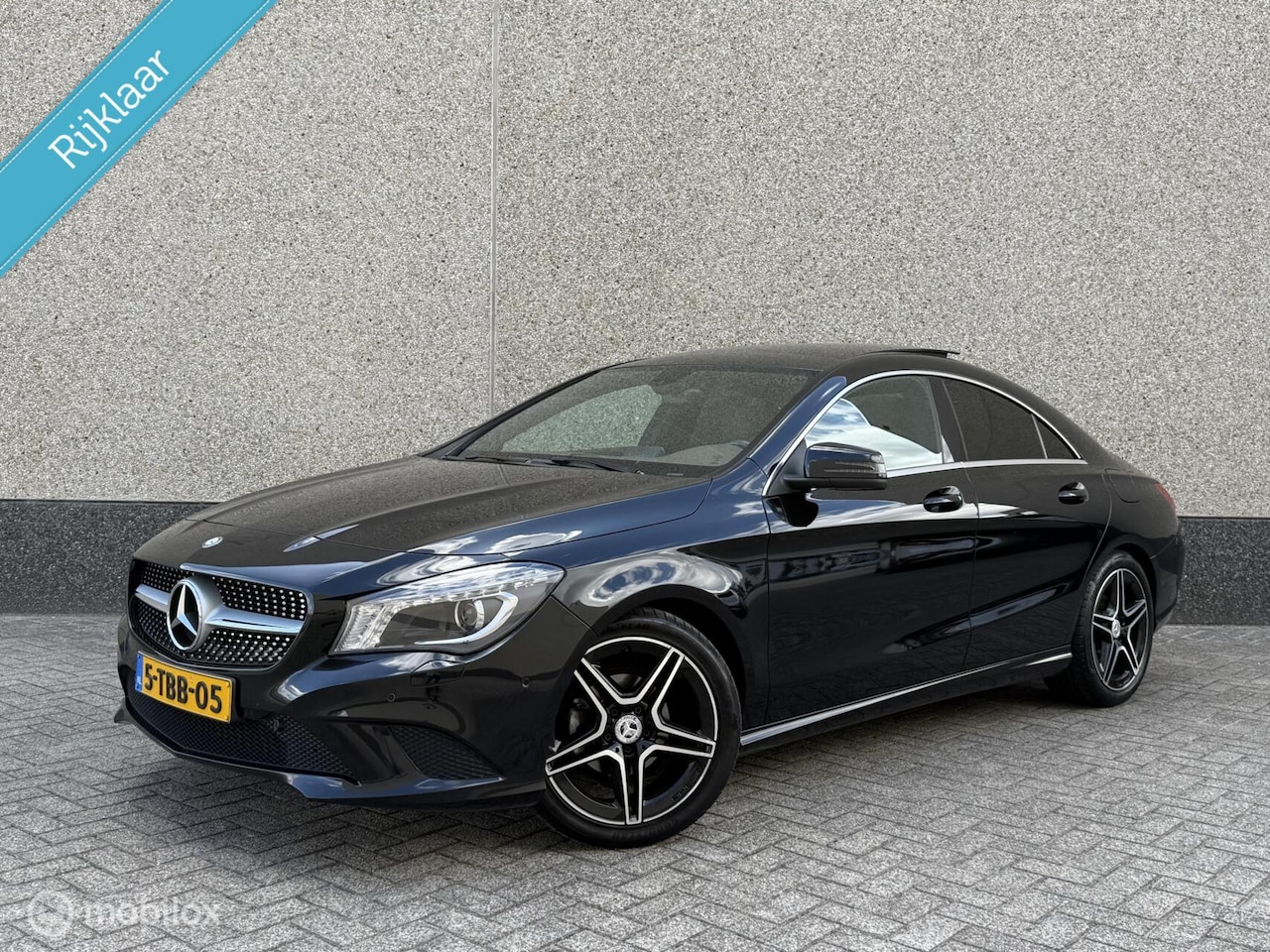 Mercedes-Benz CLA-Klasse - CLA180 BlueEFF. Prestige Panorama Xenon Led Cruise Leder NL Auto - AutoWereld.nl
