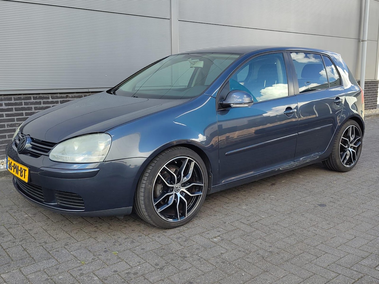 Volkswagen Golf - 1.6 FSI Sportline - APK tot 05-09-2026 - AutoWereld.nl