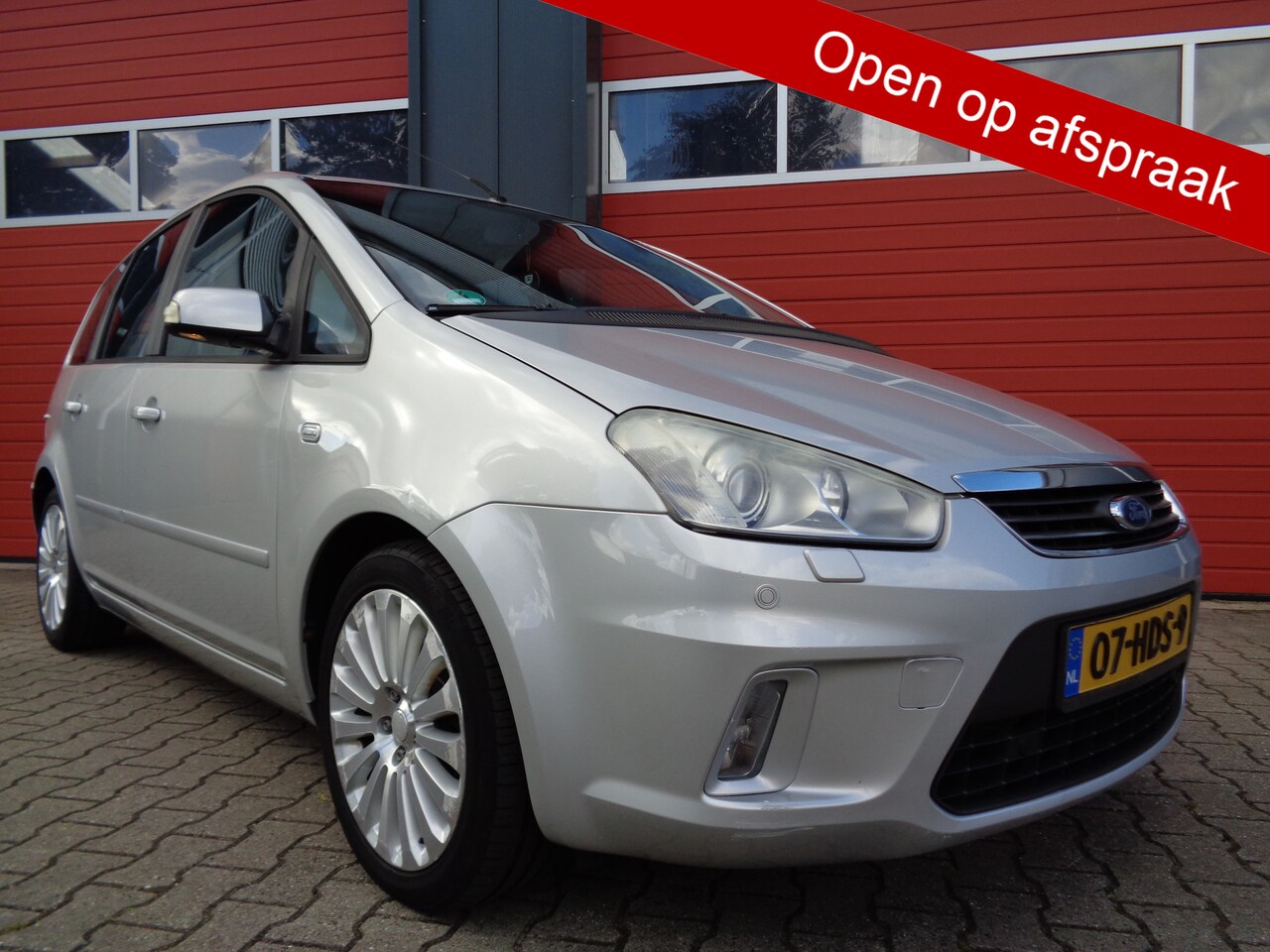 Ford C-Max - 2.0-16V Titanium 146PK Automaat Clima Cruise LMV Navi Trekhaak NL-Auto - AutoWereld.nl