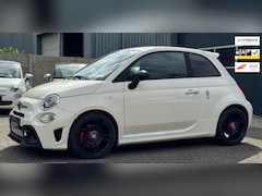 Abarth 595 - 1.4 T-Jet 70th Anniversary Pista. KRACHTIG, SPORTIEF EN EXCLUSIEF LIMITED EDITION, EEN UNI